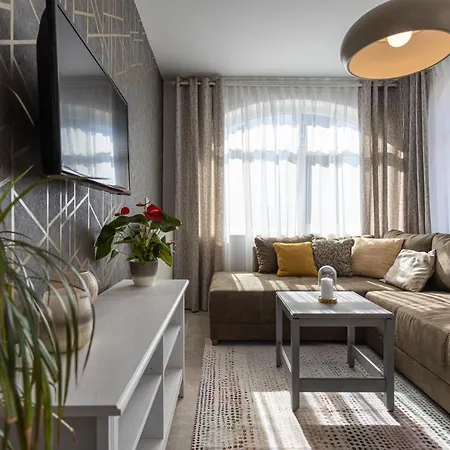 Apartment Pansion Tina *