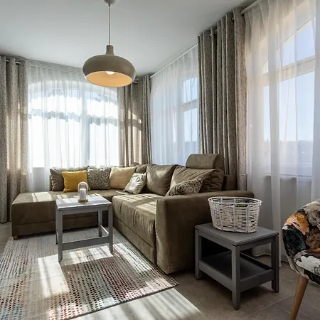 Apartment Pansion Tina