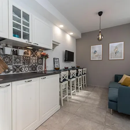 Apartment Pansion Tina
