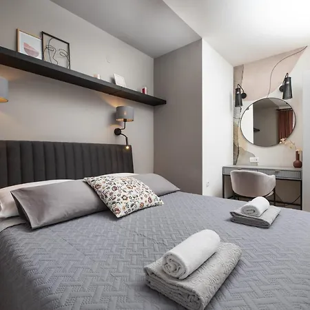 Apartment Pansion Tina