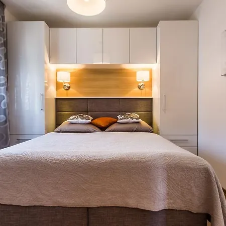 Pansion Tina * Šilo