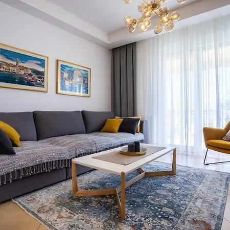 Apartment Pansion Tina
