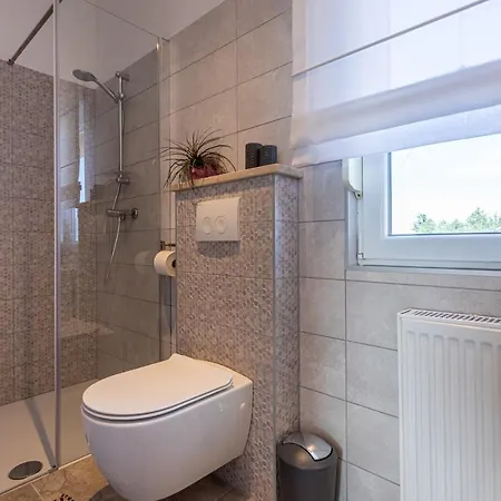 Διαμέρισμα Pansion Tina *