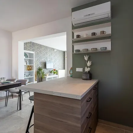 Διαμέρισμα Pansion Tina