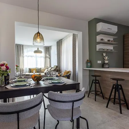 Pansion Tina * Šilo