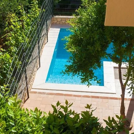 Pansion Tina Διαμέρισμα